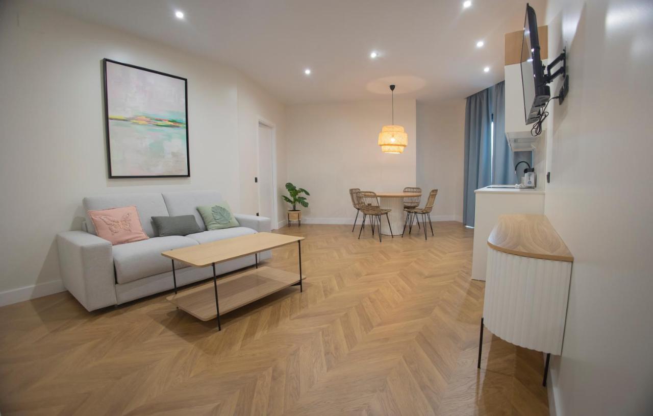 Oikos Apartamentos Turisticos Monesterio Ngoại thất bức ảnh